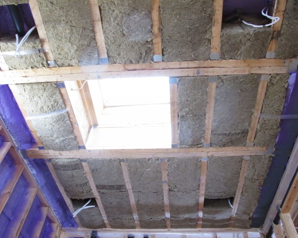 Roxul batt insulation