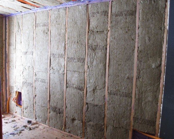 Roxul batt insulation