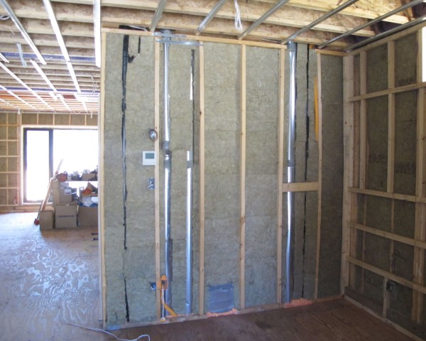 Interior insulation / soundproffing